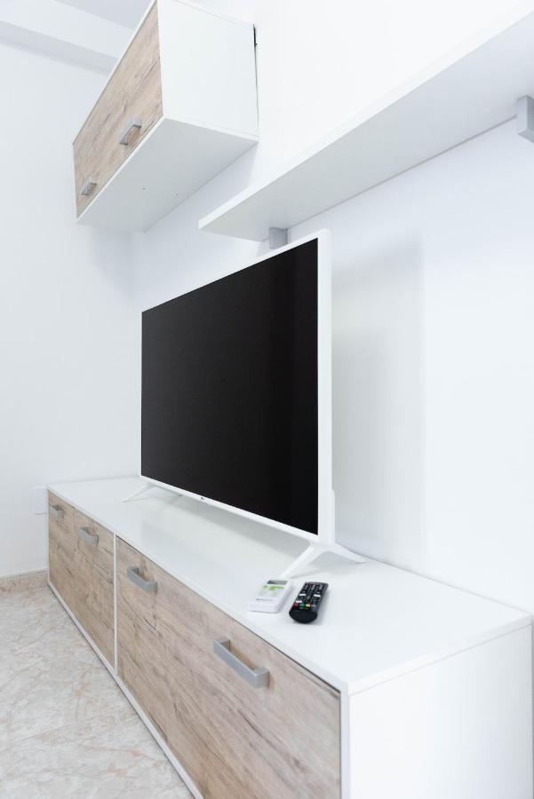Edificio Chaparil Apartment Nerja Ngoại thất bức ảnh